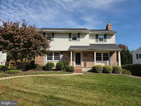 806 Chestnut Glen Garth Garth, Towson, MD 21204