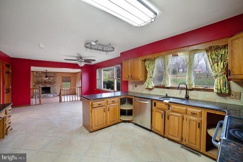 14510 Green Rd, Baldwin, MD 21013 photo 12