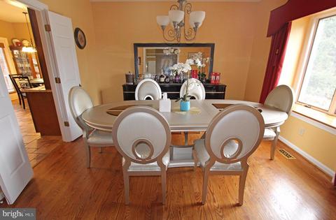 13605 Royal Crest Rd, Phoenix, MD 21131 photo 10