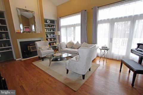 13605 Royal Crest Rd, Phoenix, MD 21131 photo 4