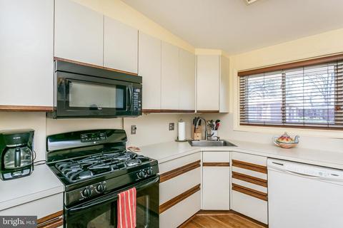 6700 Chippewa Ct, Baltimore, MD 21209 photo 8