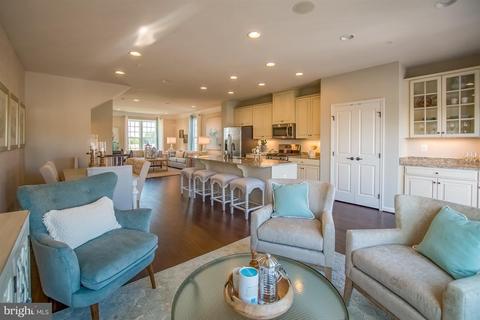 2913 Shaws Rd, Edgemere, MD 21219 photo 5