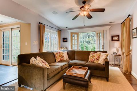 5 Cedar Ave, Baltimore, MD 21286 photo 13