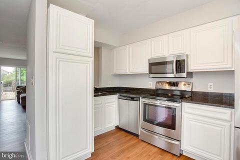 2110 Cedar Barn Way, Baltimore, MD 21244 photo 10
