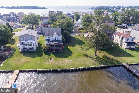 9106 Hinton Ave, Sparrows Point, MD 21219 photo 2