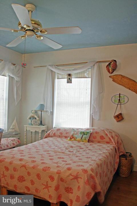 9106 Hinton Ave, Sparrows Point, MD 21219 photo 10