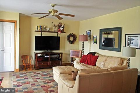 9106 Hinton Ave, Sparrows Point, MD 21219 photo 4