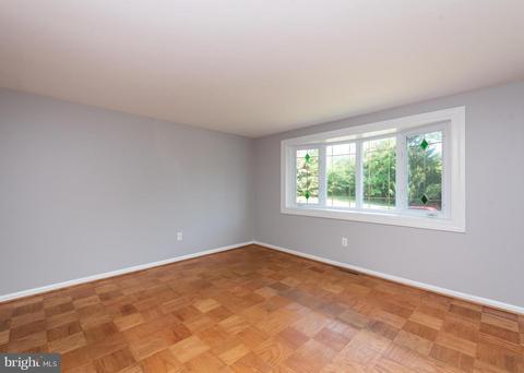 1005 Regina Dr, Halethorpe, MD 21227 photo 17