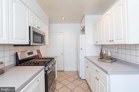 70 Murdock Rd, Baltimore, MD 21212 photo 12