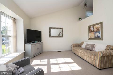 7130 Cunning Cir, Middle River, MD 21220 photo 4