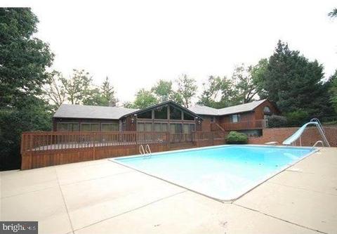 505 Gun Rd, Halethorpe, MD 21227 photo 2