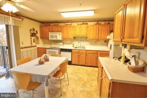 3901 Darleigh Rd #3F, Nottingham, MD 21236 photo 11