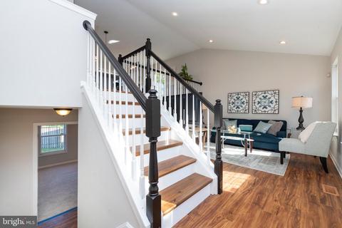 9801 Dee Way, Middle River, MD 21220 photo 4