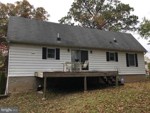 2943 Baltimore Ave, Baltimore Highlands, MD 21227 photo 3