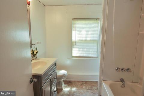 216 Clyde Ave, Baltimore Highlands, MD 21227 photo 39
