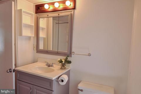 216 Clyde Ave, Baltimore Highlands, MD 21227 photo 36