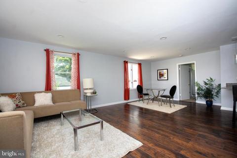 3516 Cornwall Ct, Dundalk, MD 21222 photo 3