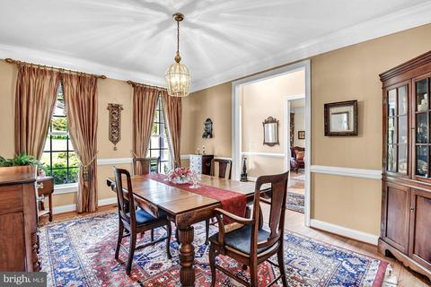 19111 Saint Abrahams Ct, Hampstead, MD 21074 photo 5