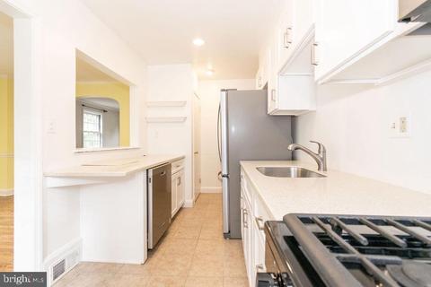 1 Regester Ave, Baltimore, MD 21212 photo 11