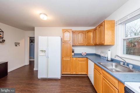 14 Third Ave, Baltimore Highlands, MD 21227 photo 9