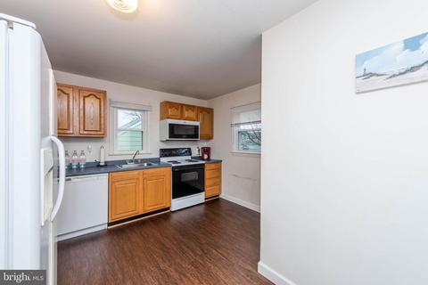 14 Third Ave, Baltimore Highlands, MD 21227 photo 8