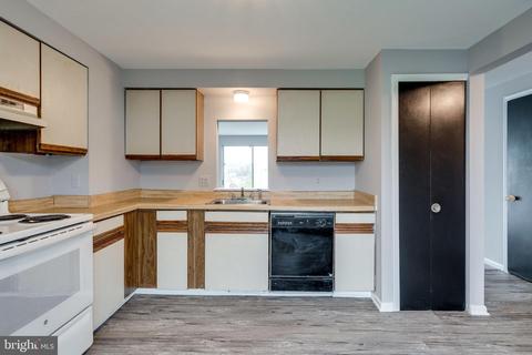 1 Van Ct, Baltimore, MD 21206 photo 25