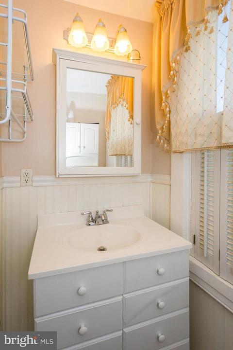 24 Glenmore Ave, Baltimore, MD 21206 photo 33