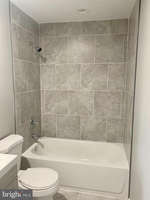 202 Hillendale Ave, Halethorpe, MD 21227 photo 31