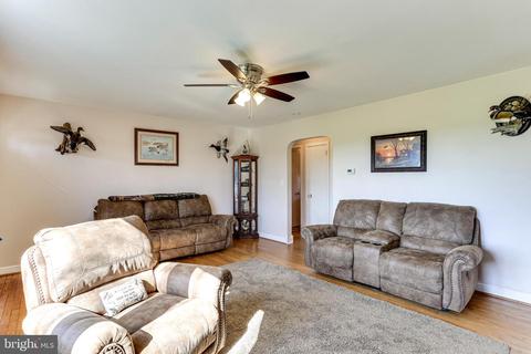 16221 Hanover Pike, Hampstead, MD 21074 photo 9