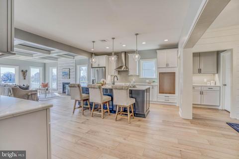 1216 Burke Rd, Middle River, MD 21220 photo 6