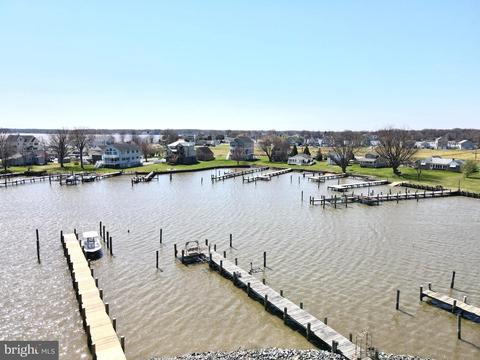 1216 Burke Rd, Middle River, MD 21220 photo 2