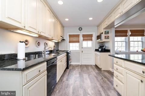 6440 Blenheim Rd, Baltimore, MD 21212 photo 1