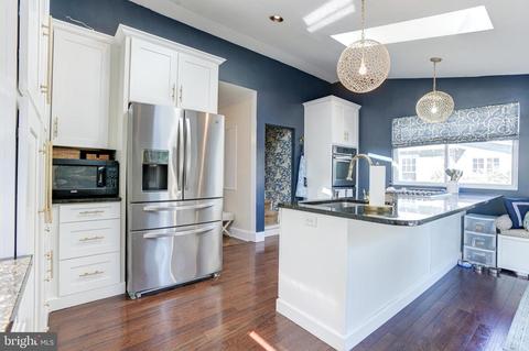 623 Murdock Rd, Baltimore, MD 21212 photo 1