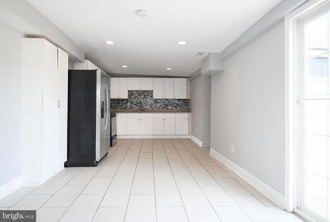 550 Compass Rd, Middle River, MD 21220 photo 12