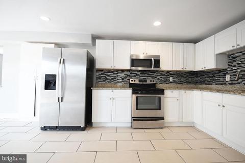 550 Compass Rd, Middle River, MD 21220 photo 8