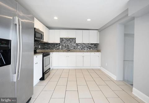 550 Compass Rd, Middle River, MD 21220 photo 13