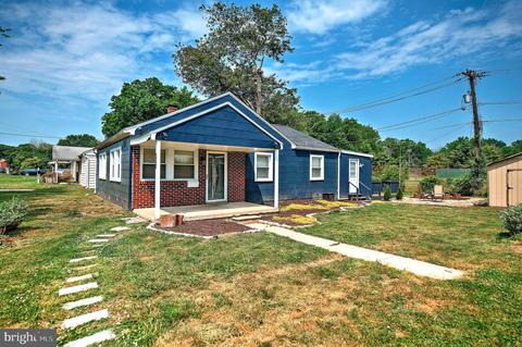 550 Compass Rd, Middle River, MD 21220 photo 3