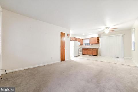 300 Custer Ct, Lusby, MD 20657 photo 2