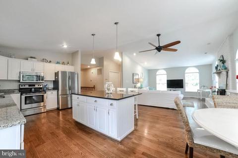11131 Rawhide Rd, Lusby, MD 20657 photo 2