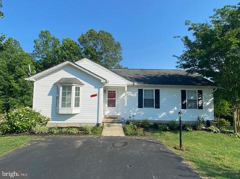 842 Yardley Dr, Prince Frederick, MD 20678 photo 1