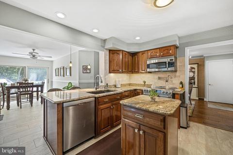 11605 Rivershore Dr, Dunkirk, MD 20754 photo 28