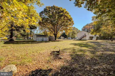 13615 Dowell Rd, Solomons, MD 20688 photo 2