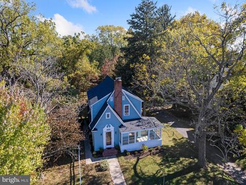 14360 Solomons Island Rd S, Solomons, MD 20688