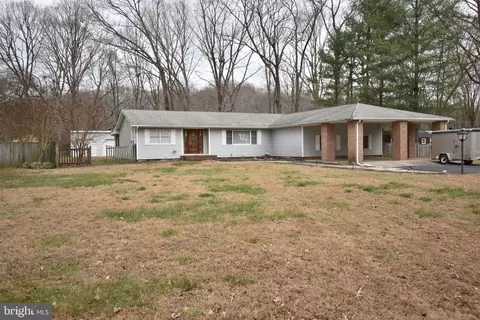 3551 Patuxent Rd, Huntingtown, MD 20639