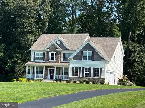 12795 Lena Ct, Dunkirk, MD 20754