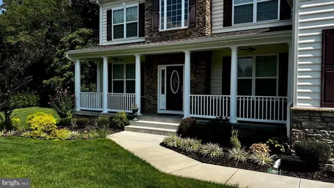 12795 Lena Ct, Dunkirk, MD 20754 photo 5