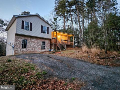 973 Silverton Ct, Lusby, MD 20657