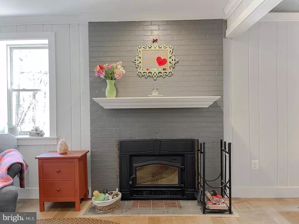  1220 Forest Rd, Saint Leonard, MD 20685 photo 3