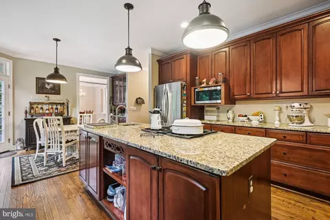 12061 Steven Ln, Dunkirk, MD 20754 photo 11