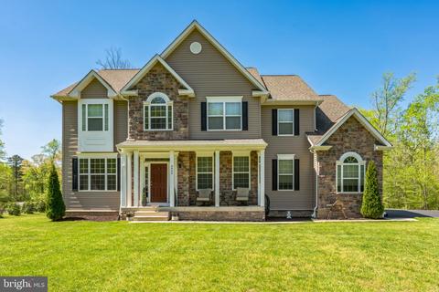 3950 Defense Ln, Huntingtown, MD 20639